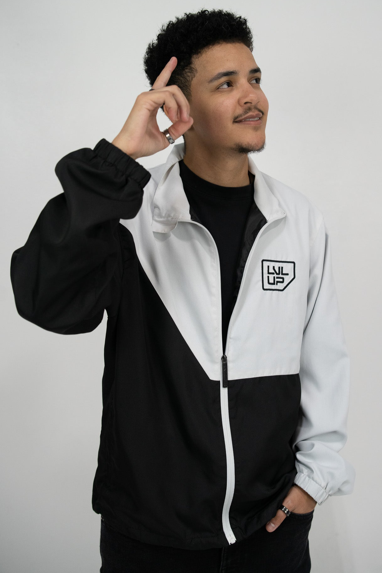 GHOST WHITE PLUG JACKET