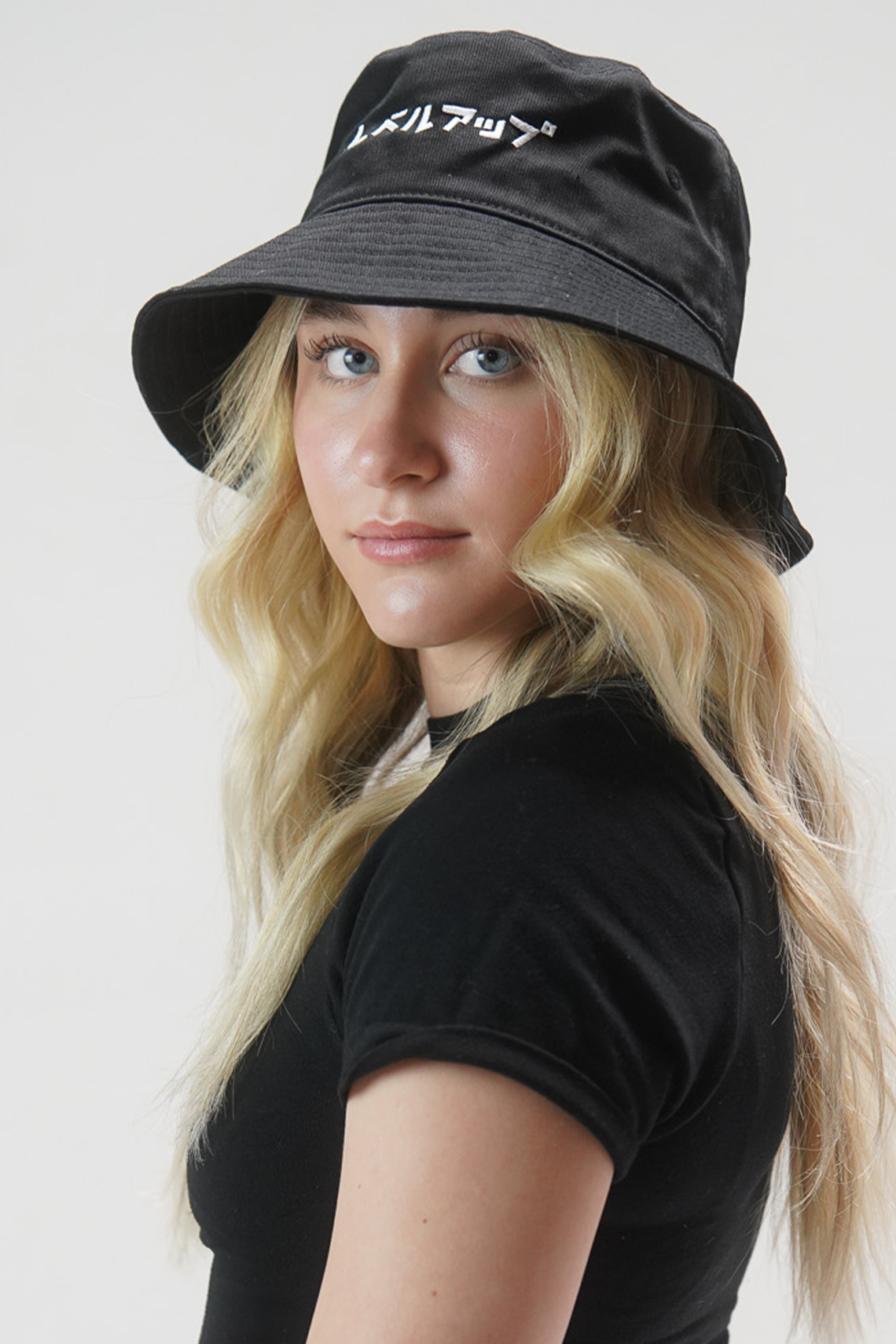 KANJI BUCKET HAT