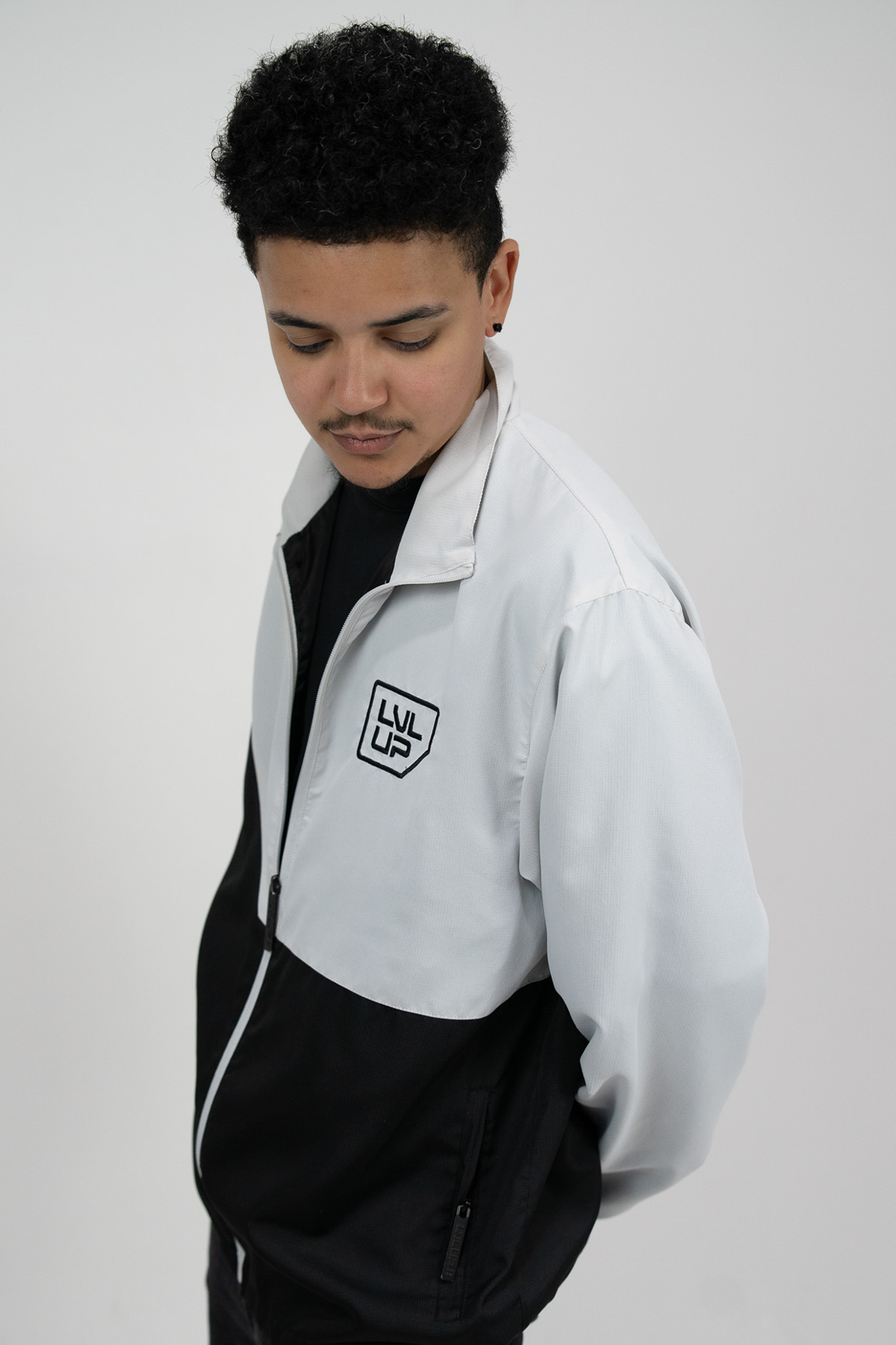 GHOST WHITE PLUG JACKET